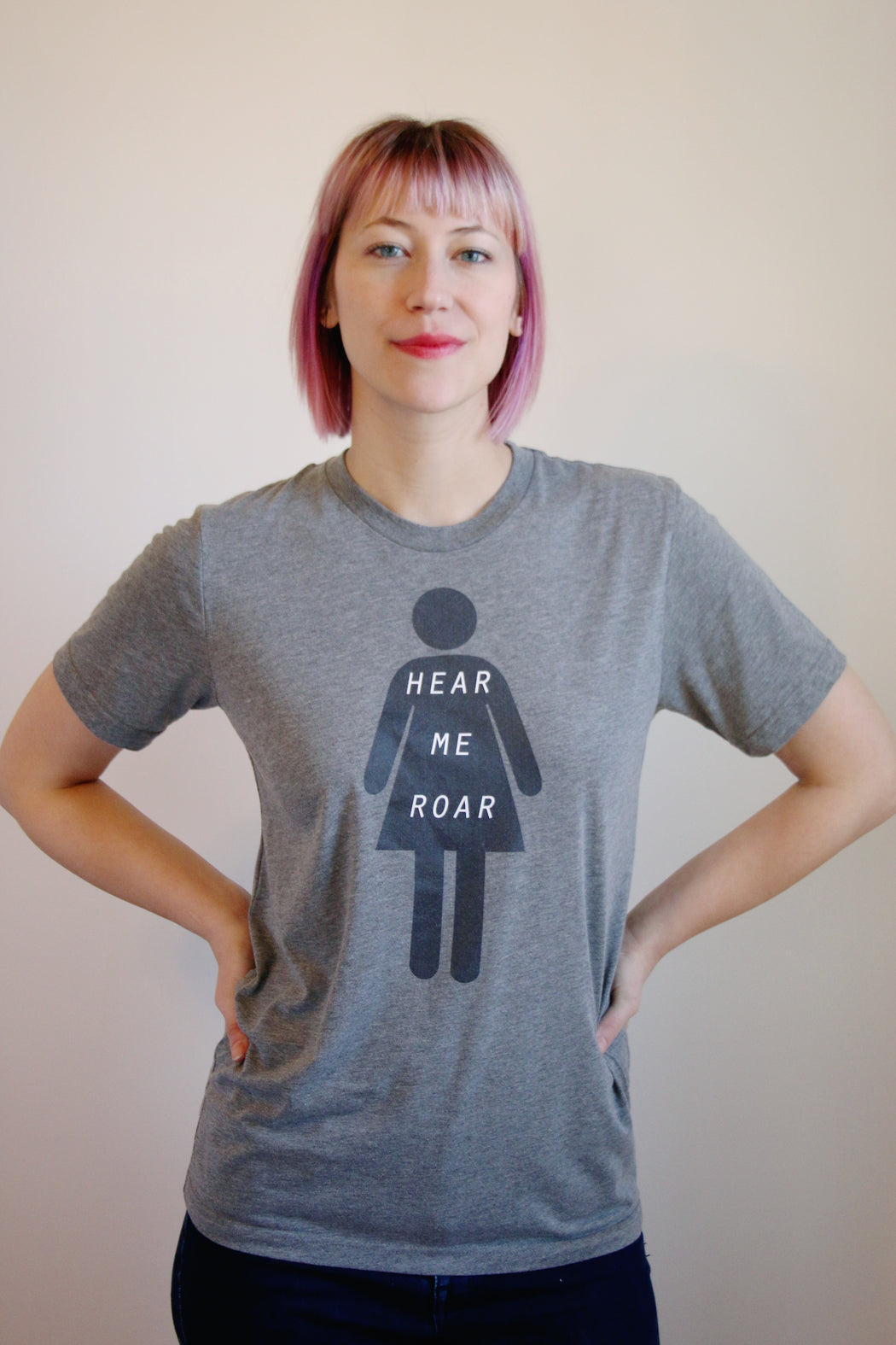 Woman Hear Me Roar Scoopneck Tee, , Mallory